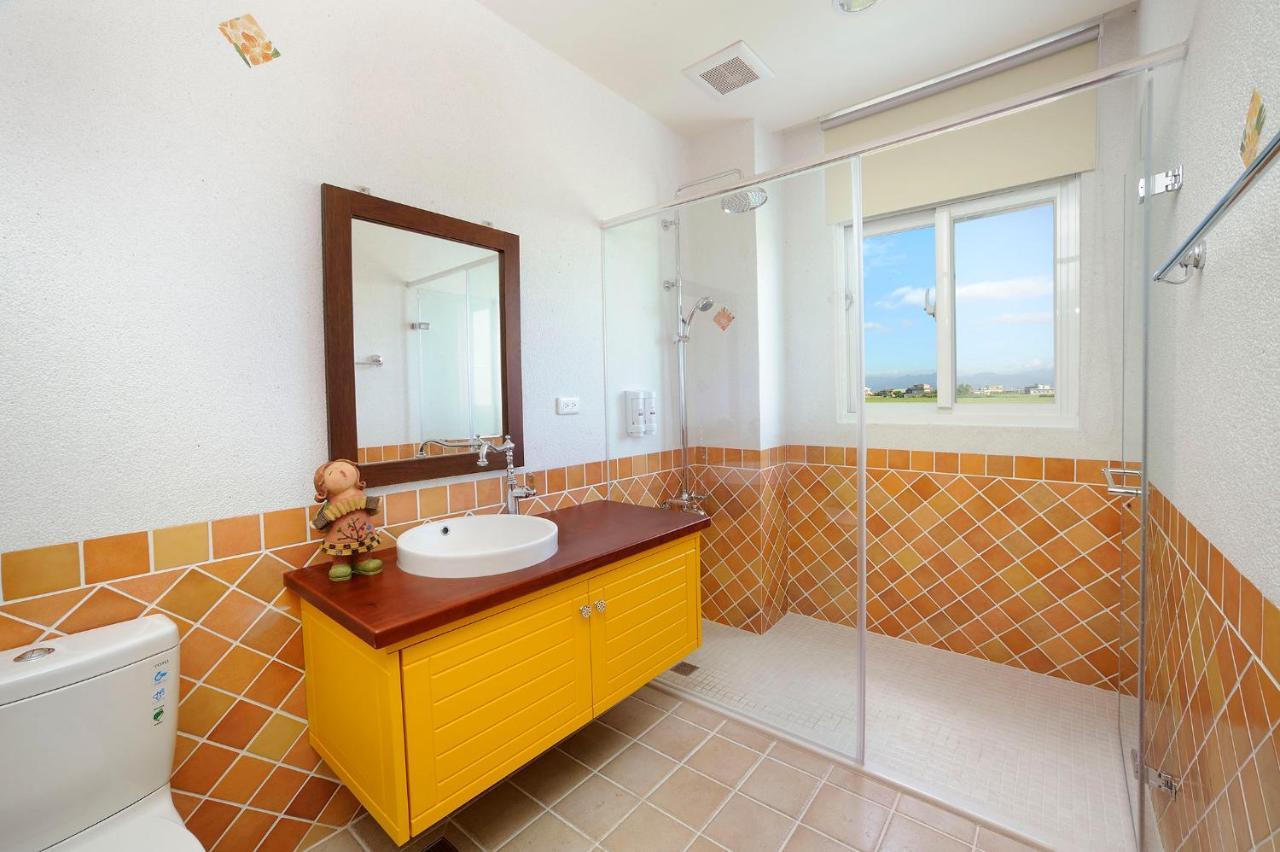 Sunlax B&B Yilan Экстерьер фото