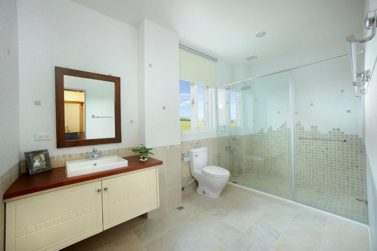 Sunlax B&B Yilan Экстерьер фото